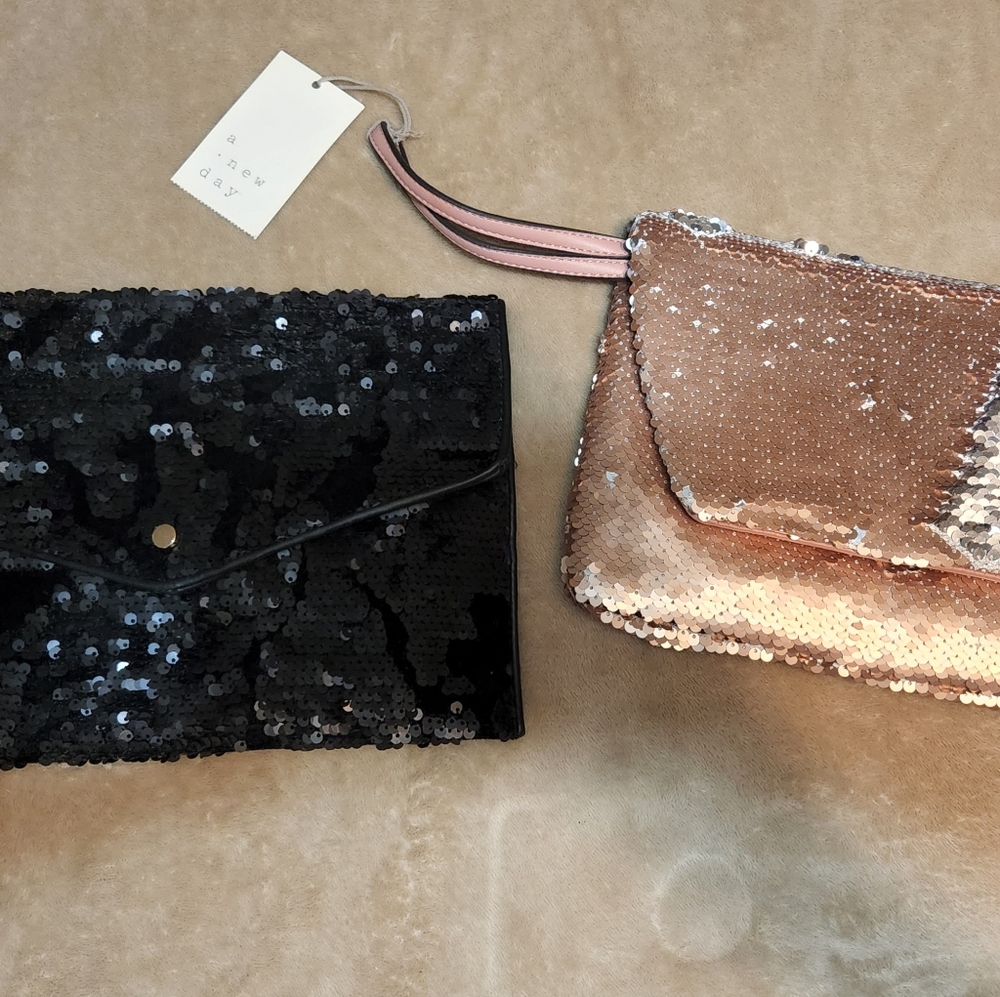 2 Clutch purses